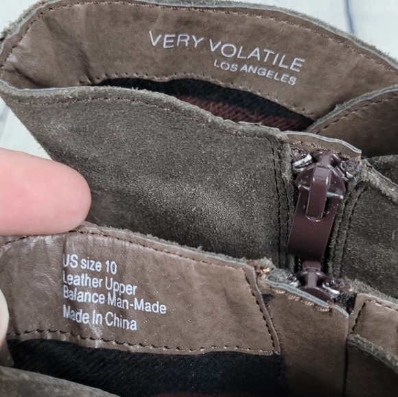 VERY VOLATILE | suede side zip ankle boots - Picture 10 of 10